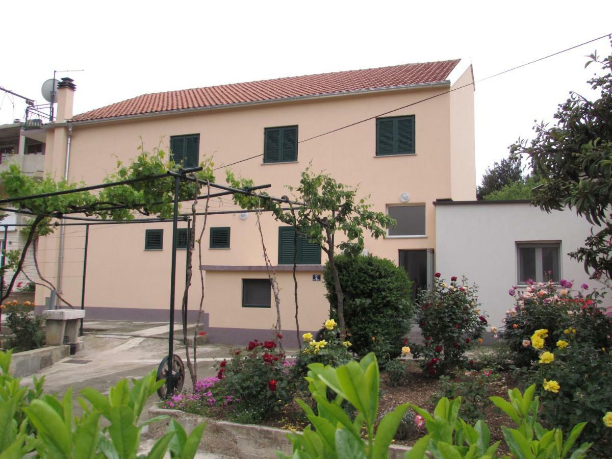 Room Bioci Σίμπενικ Εξωτερικό φωτογραφία